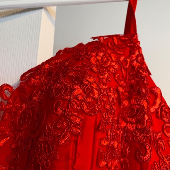 Red Mermaid Style Gown -Plus Free Surprise Gift 🎁 - Picture 8 of 16